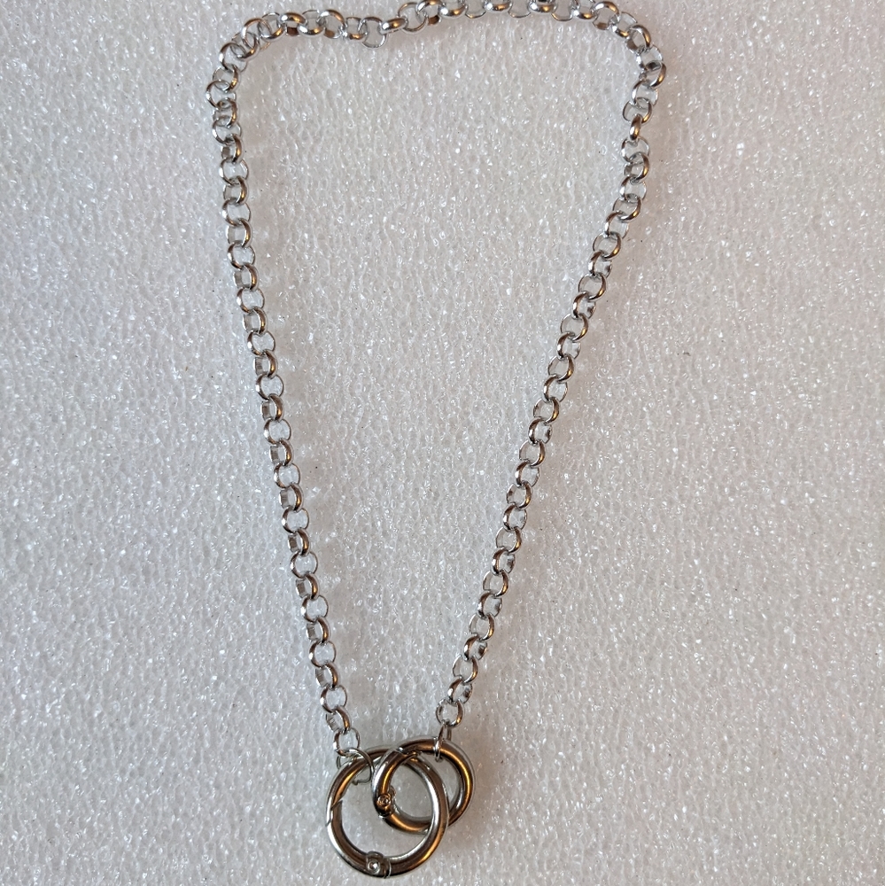 Necklace - Picture 2 of 3